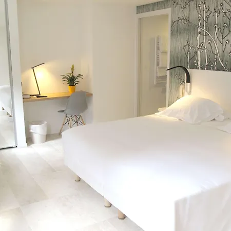 Otel Alcyon 3*