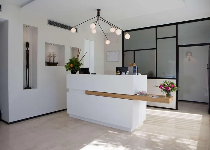 Alcyon Готель 3*